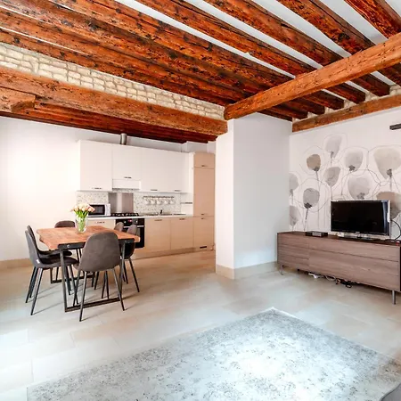 Charming Ca' Rosa Apartment *
